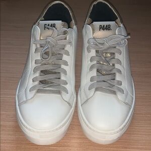 P448- Sneakers-Sz 41 (10.5)